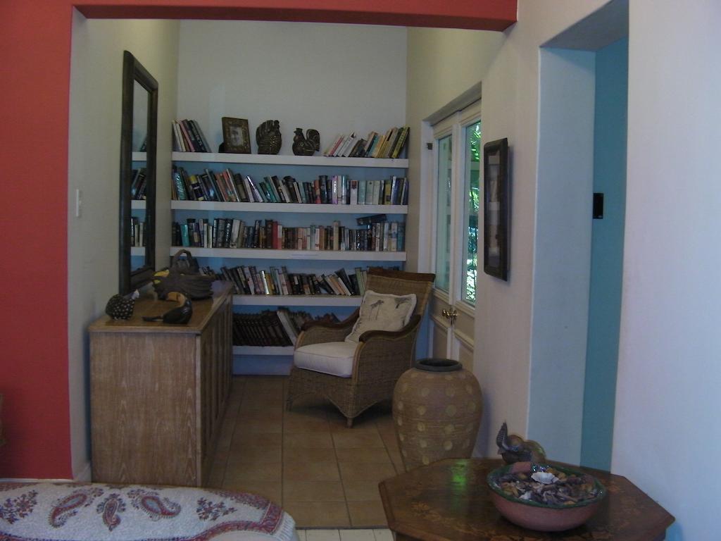 Mythai Guesthouse Durban Exterior photo